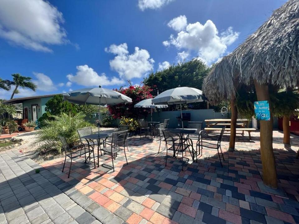 幸福公寓式酒店 奥拉涅斯塔德 外观 照片